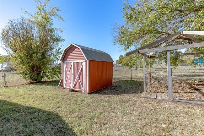 Building Photo - 14881 Tye Brumley St