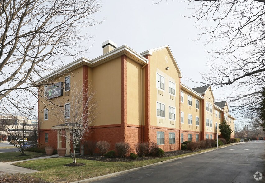 Furnished Studio Bethpage 905 S Oyster Bay Rd Bethpage NY 11714