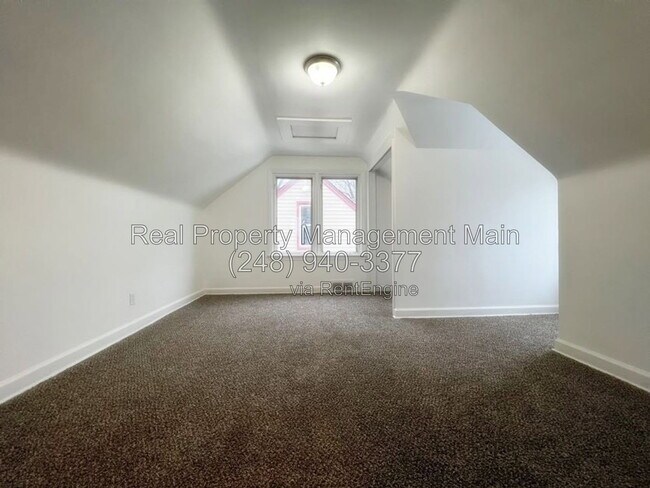 Building Photo - 25895 Currier St