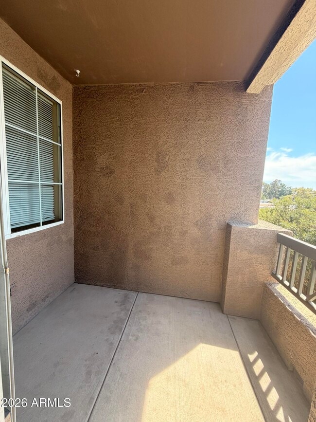 Building Photo - 18250 N Cave Creek Rd