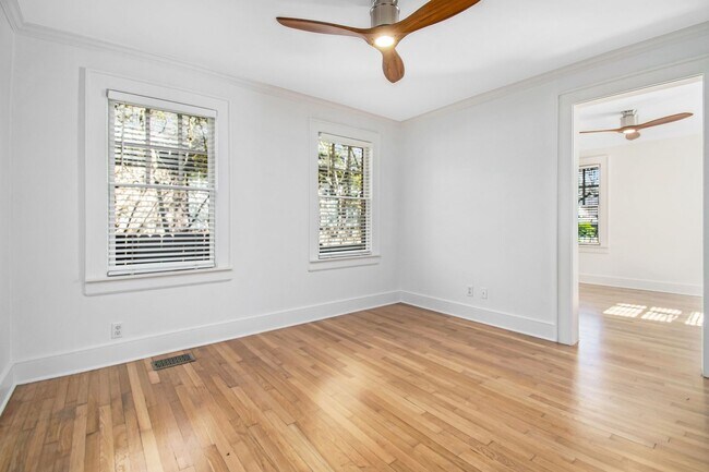 Building Photo - 2 Bedroom in Intown Atlanta