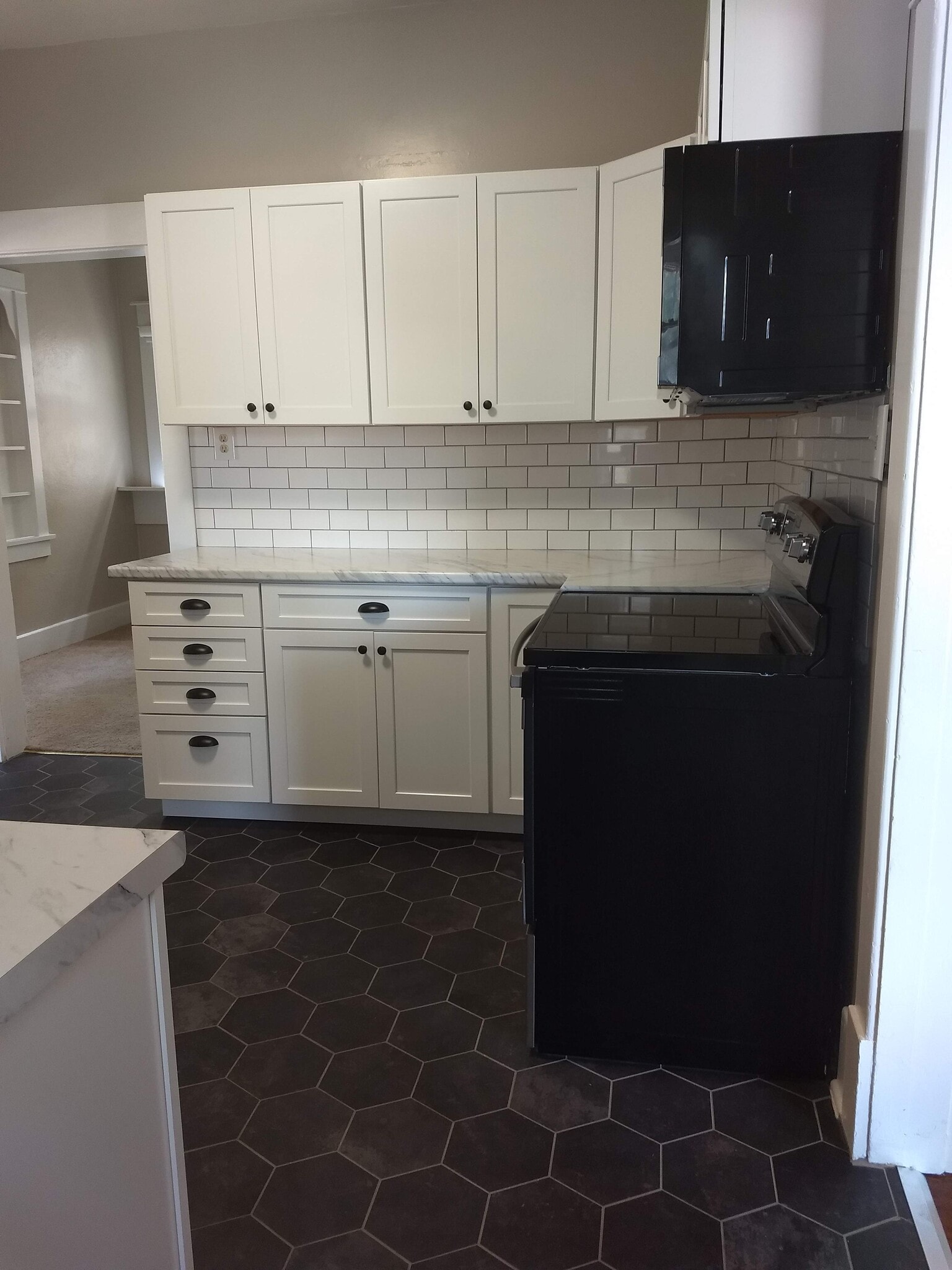 Kitchen - 2014 10th Ave