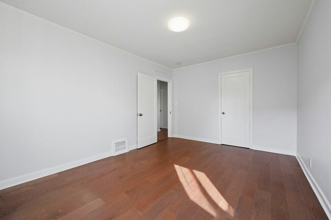 Building Photo - 4439 Kirkham St