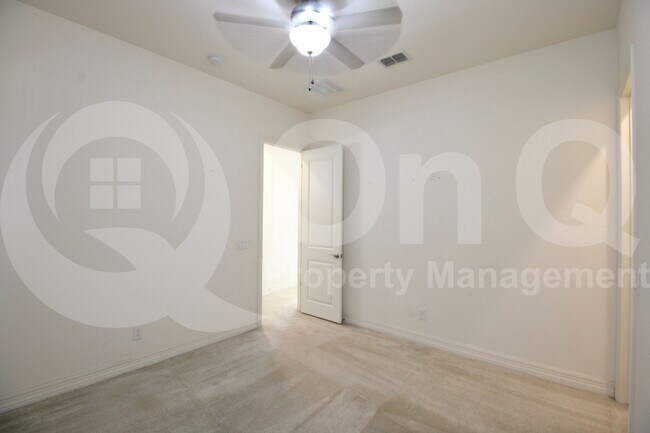 Building Photo - 1781 E Aster Pl
