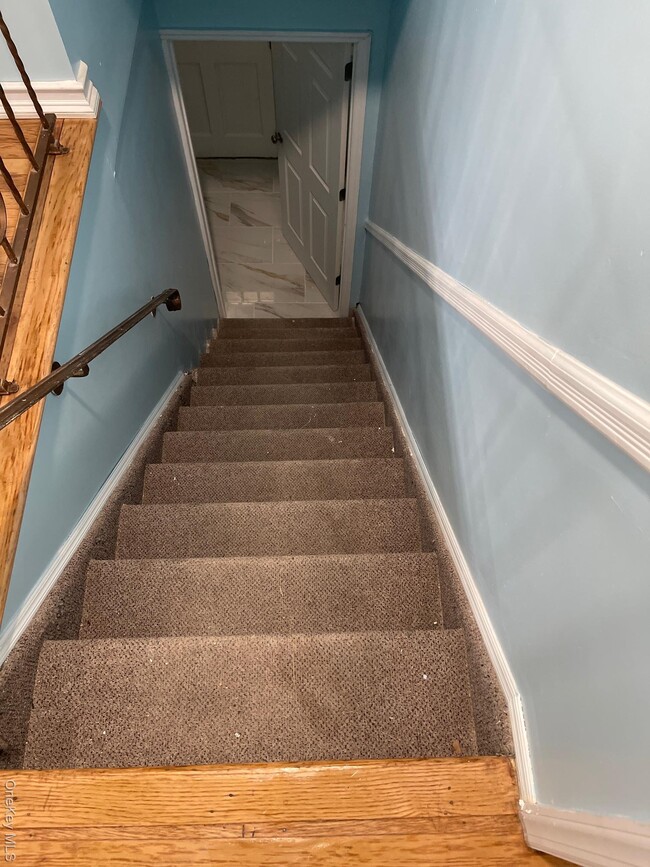 Building Photo - 14 Pine Acres Blvd