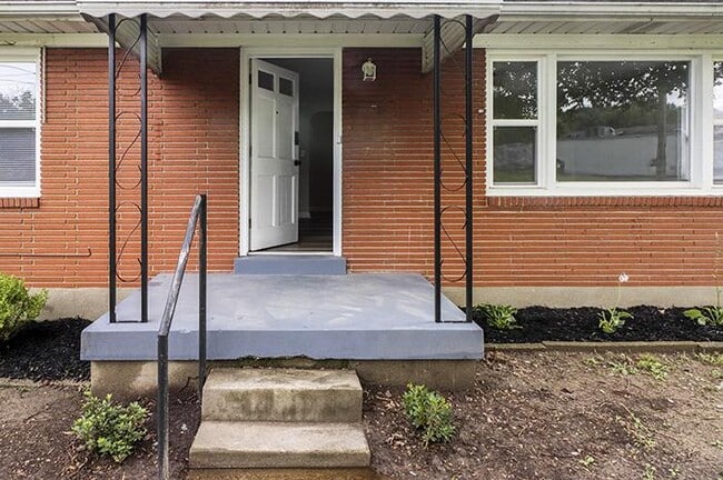 Building Photo - 4801 Oak Park Dr