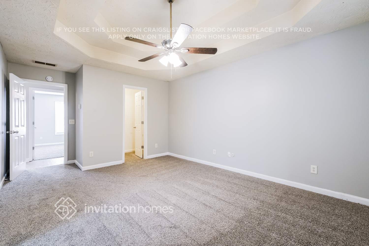 Building Photo - 421 Oak Vista Ct