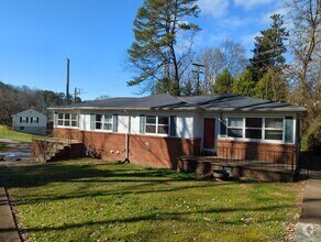Building Photo - 3525 Cathy Ln