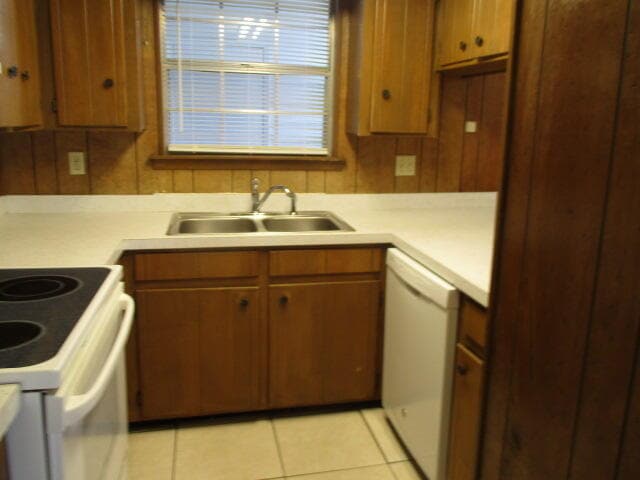 Building Photo - 106 Valencia Dr