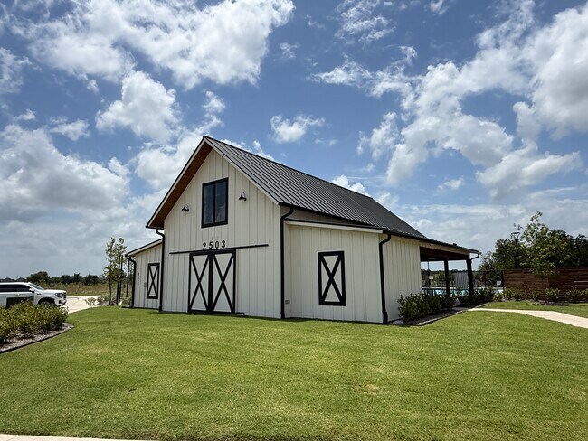 Building Photo - 1344 Kimzey St