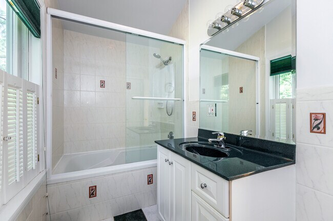 Building Photo - 300 Bantam Lake Rd