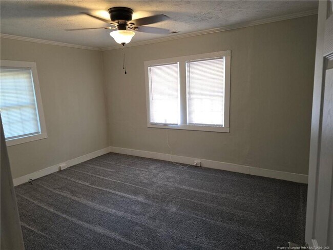 Building Photo - 2031 Womble Dr