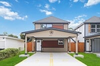 Building Photo - ? Your Houston Dream Home – 3 Beds & 2.5 B...