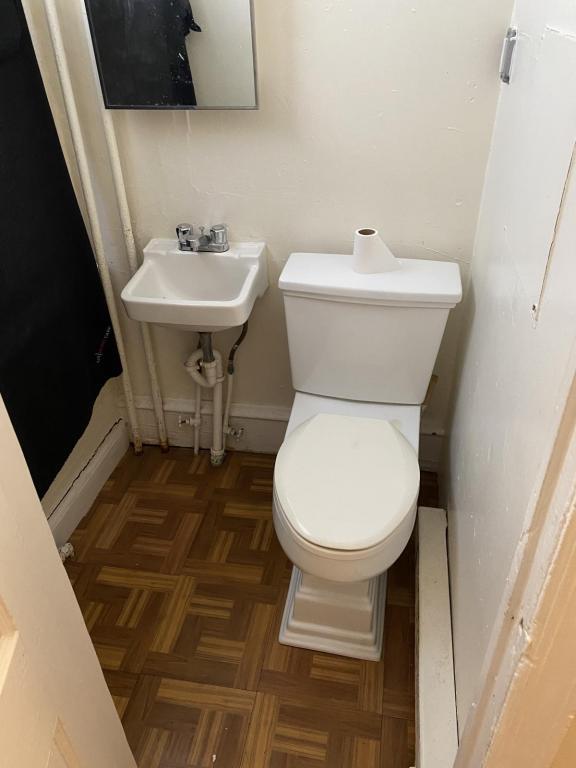 Building Photo - 372-376 E. High Street