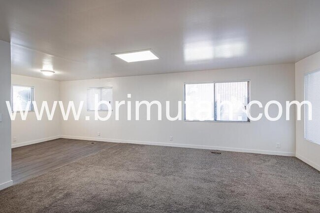 Building Photo - 1877 Osage Orange Ave S