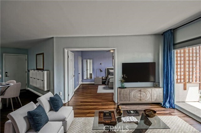 Building Photo - 1108 Camino Real