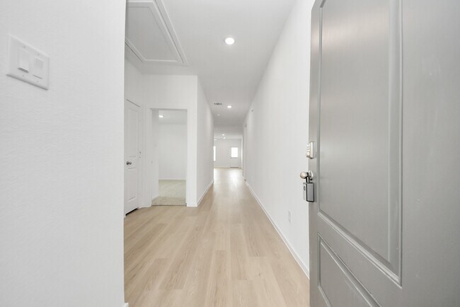 Building Photo - 7706 Smooth Vly Ct