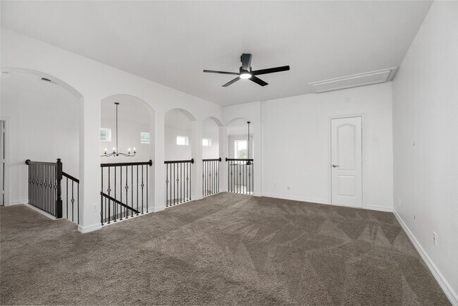 Building Photo - 2923 Golden Honey Ln