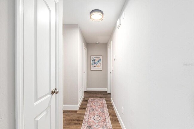 Building Photo - 4530 SE 14th St