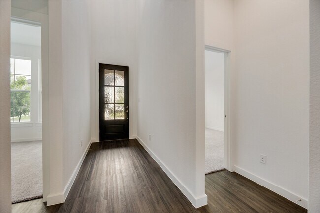 Building Photo - 15543 Fringe Tree Rd