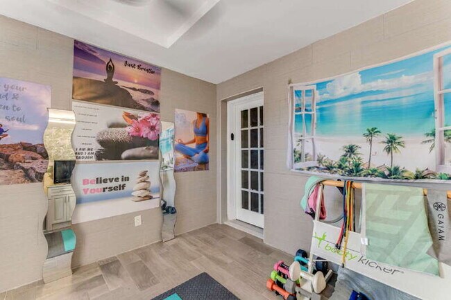 Building Photo - 116 S Grandview Ave