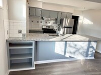 Building Photo - 2840 Belden St