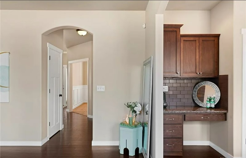 Building Photo - 1621 Bellerive Way SE