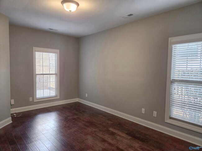 Building Photo - 44 Atherton Cir SW