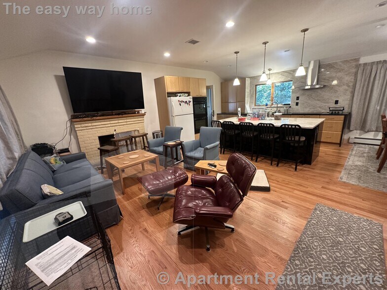 Building Photo - 48 Spy Pond Ln