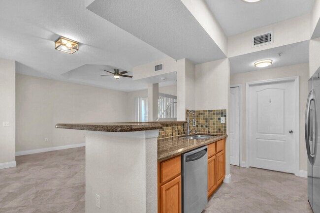 Building Photo - 11010 Legacy Dr