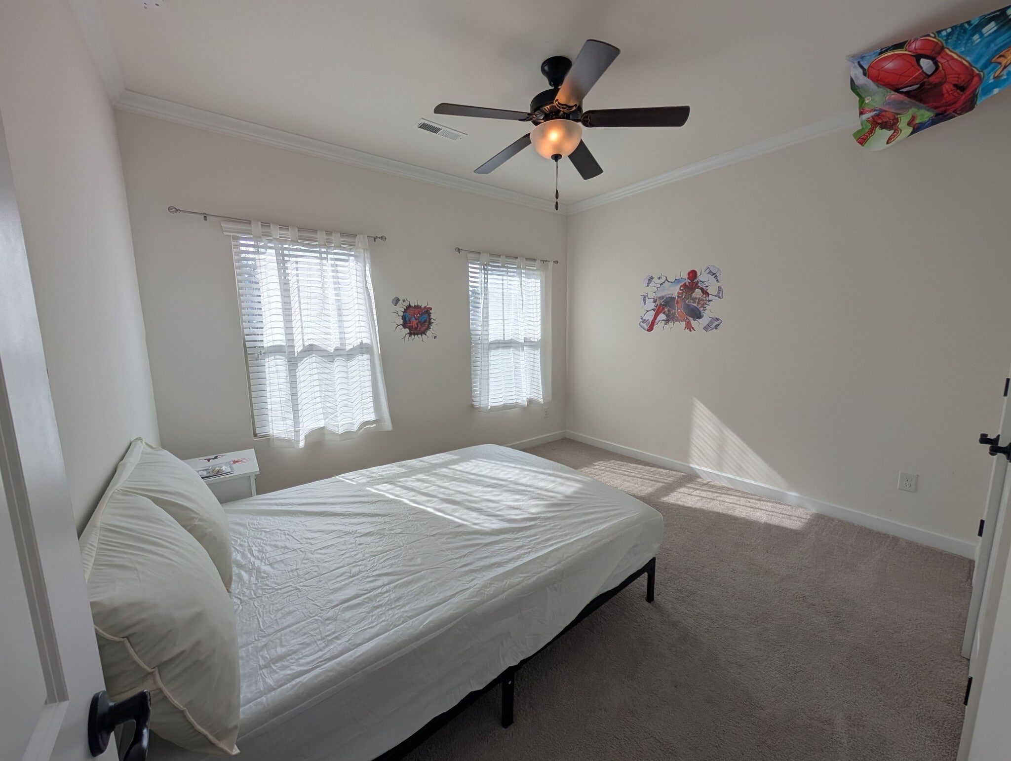 Building Photo - Room in House on Rupell Dr