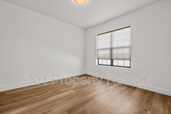Building Photo - 5421 Apple Rose Ln