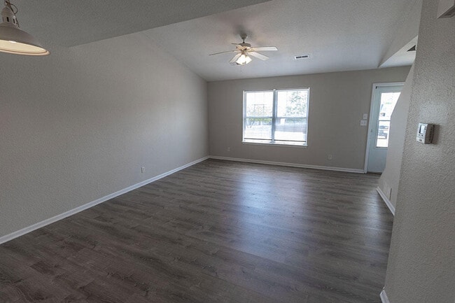 Building Photo - 4307 Derby Ridge Dr