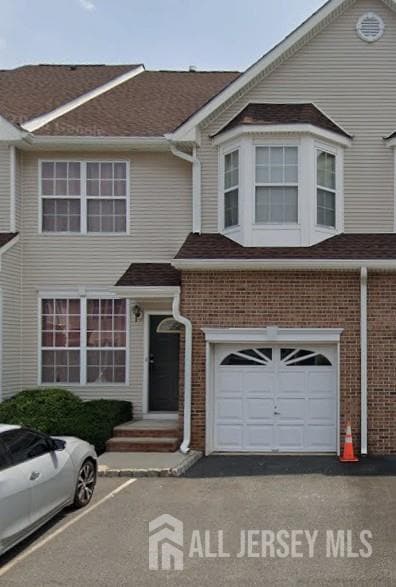 Building Photo - 12 Gallop Ln