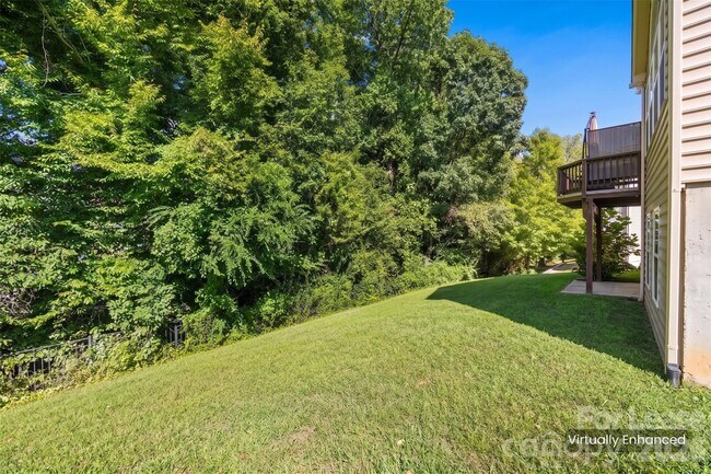 Building Photo - 415 Fischer Rd