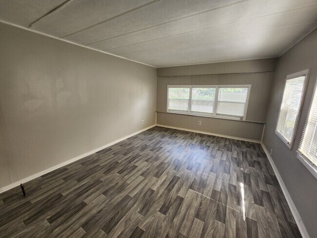 Building Photo - 14803 Bakers Ln