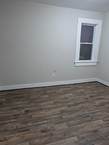 Building Photo - 2408 Ashland Ave