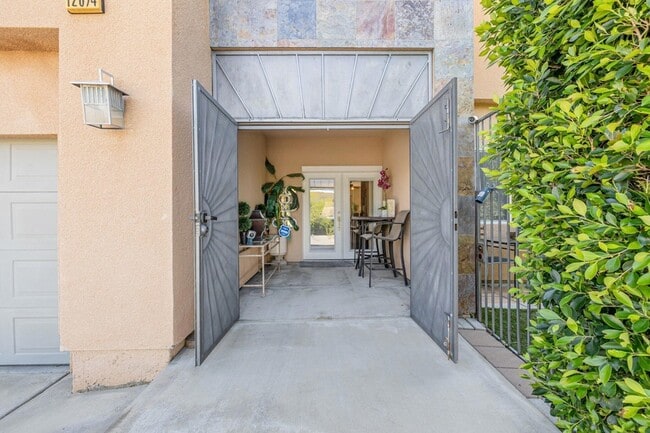 Building Photo - 12074 Tamar Dr