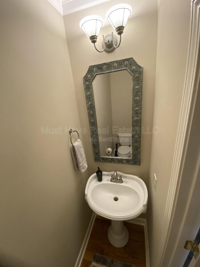 Building Photo - 5700 Crown Terrace