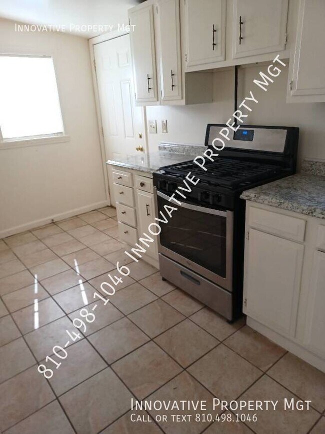 Building Photo - 3090 Kettering Heights