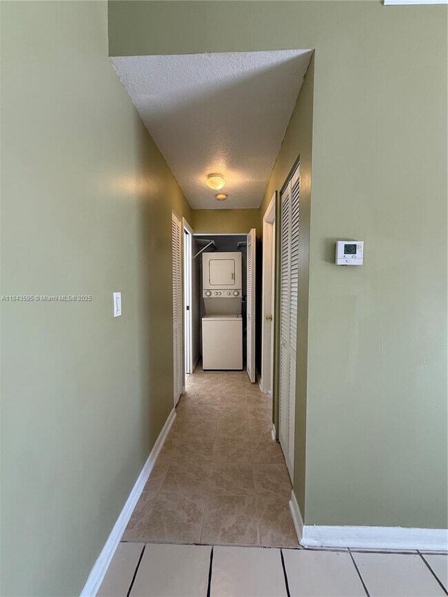 Building Photo - 7700 SW 155th Pl