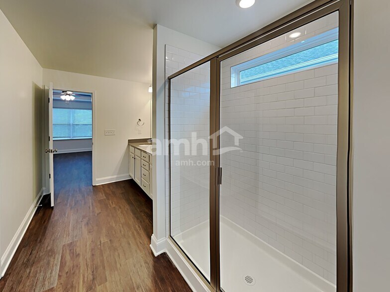 Building Photo - 7034 Garrett Ct