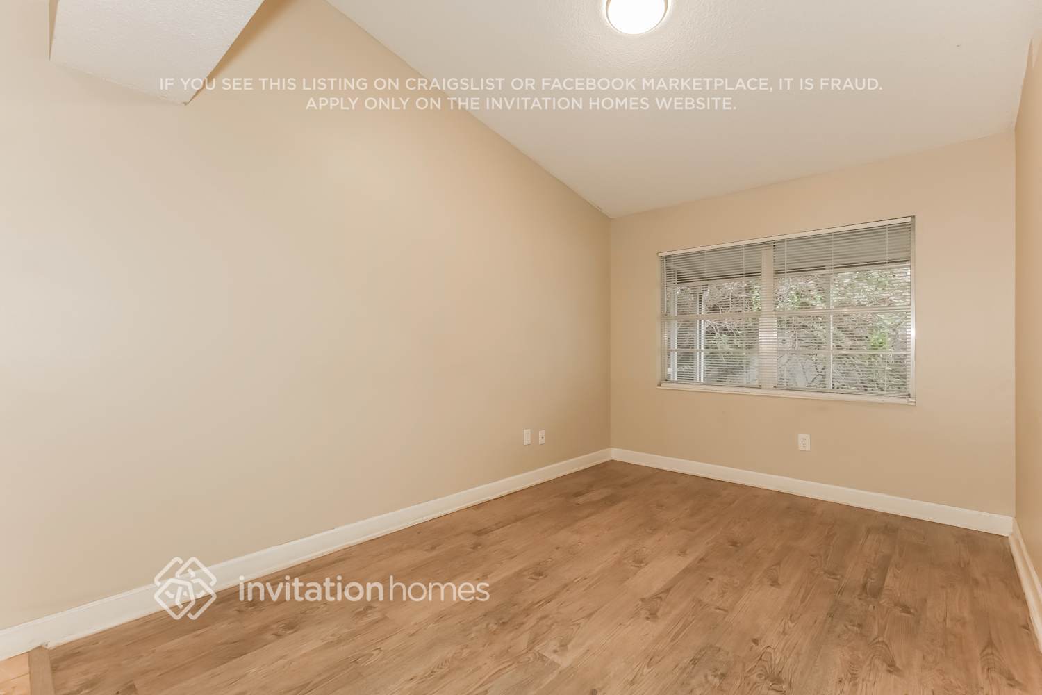 Building Photo - 1003 Pinehaven Ct