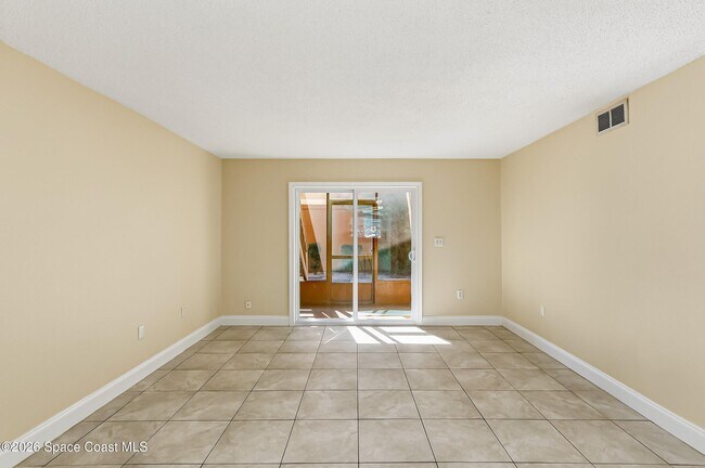 Building Photo - 125 Bristol Ln