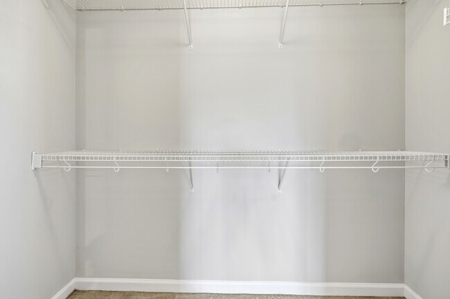 Building Photo - 777 King George Blvd