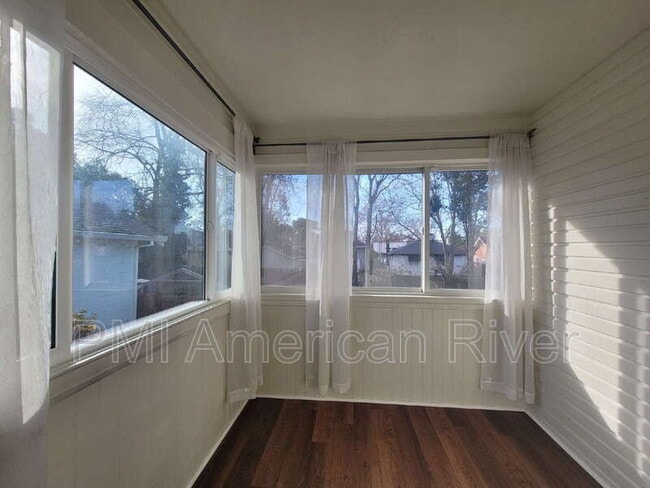 Building Photo - 3102 40th St