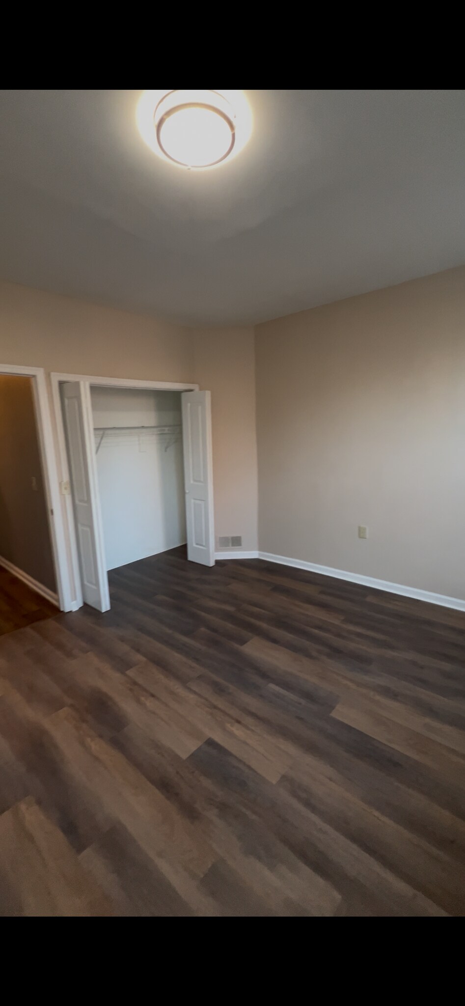 Building Photo - 1231 Mulberry St