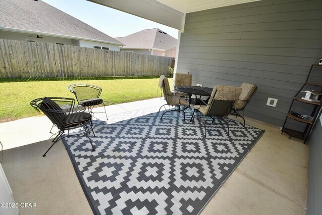 Building Photo - 4858 Sweetspire Dr