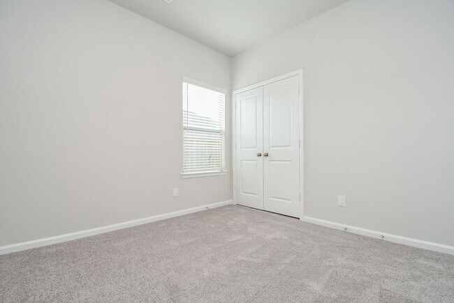 Building Photo - 16493 Moss Ln