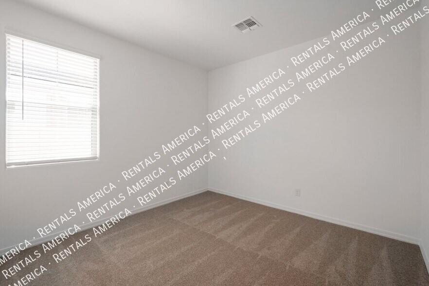 Building Photo - 23015 E Starflower Dr